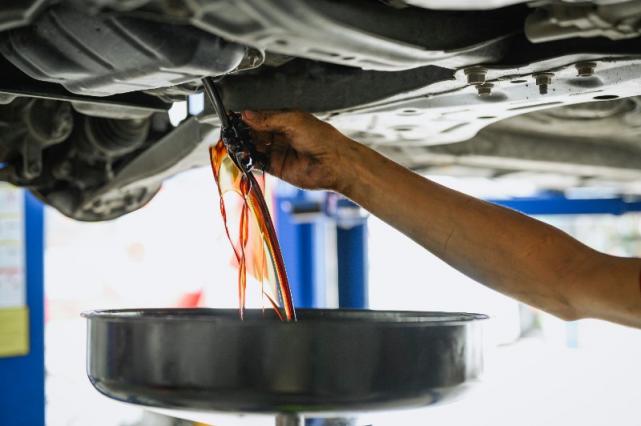changement huile auto Toulon